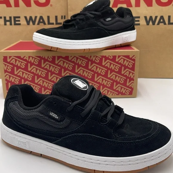 Vans Men’s Speed Ls Black/True WhiteVN000CTNBP6 Sneakers